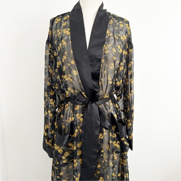 Vintage Fantasies by Morgan Taylor Floral Sheer Negligee Long Robe Size Medium - Picture 2 of 8